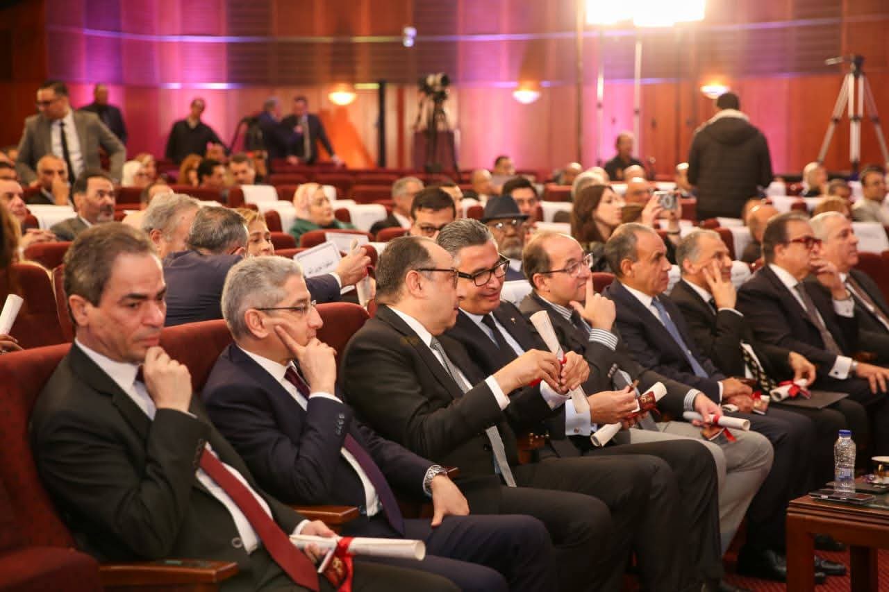 وزير قطاع الأعمال العام يشارك في احتفالية الأهرام بمرور 150 عامًا على تأسيسها