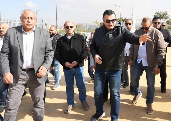 وزير الإسكان يتابع اللمسات النهائية لمشروع 