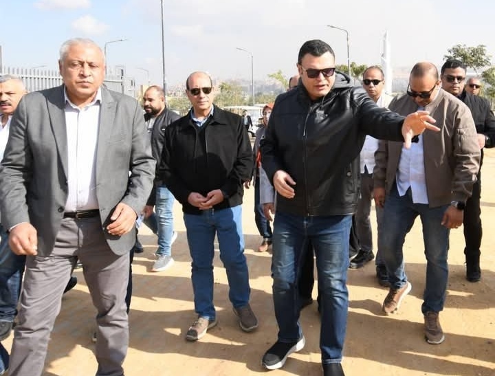 وزير الإسكان يتابع اللمسات النهائية لمشروع 