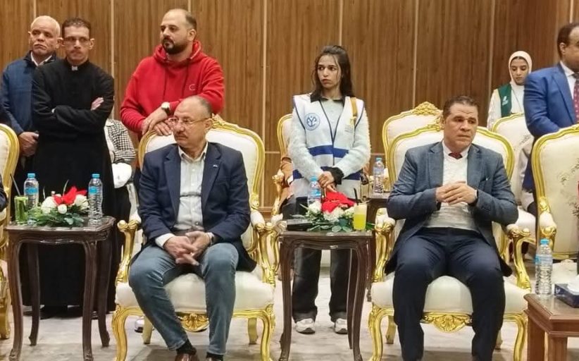 محافظ أسيوط يختتم جولات عيد الميلاد برسائل وحدة وطنية صادقة