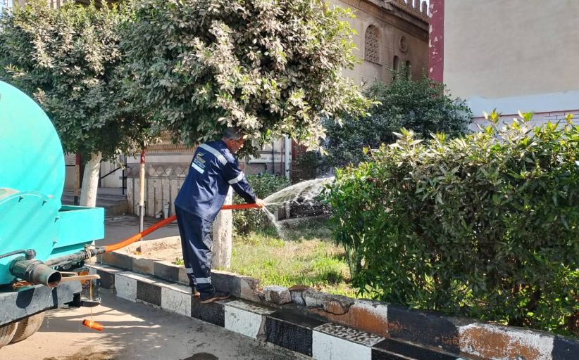 محافظ الغربية يتابع حملات النظافة والتشجير لاستعادة الوجه الحضاري لعروس الدلتا