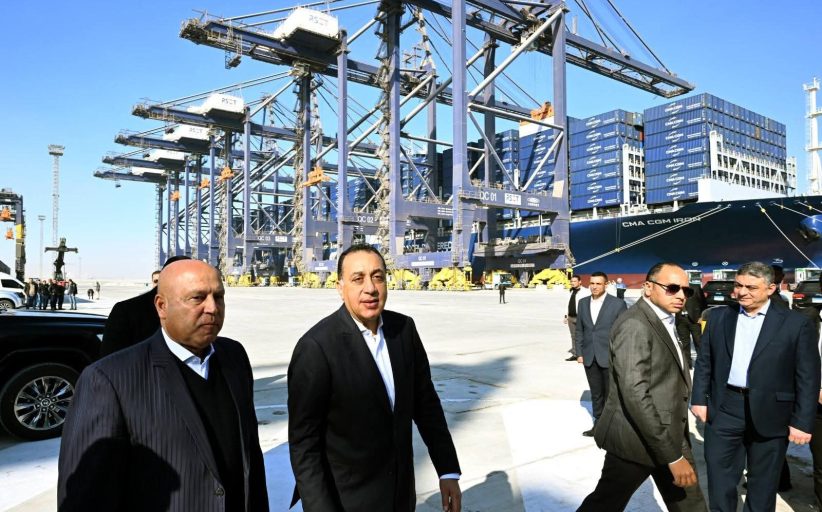 رئيس الوزراء يشهد بدء التشغيل التجاري لمحطة البحر الأحمر لتداول الحاويات رقم 1 RSCT بميناء السخنة