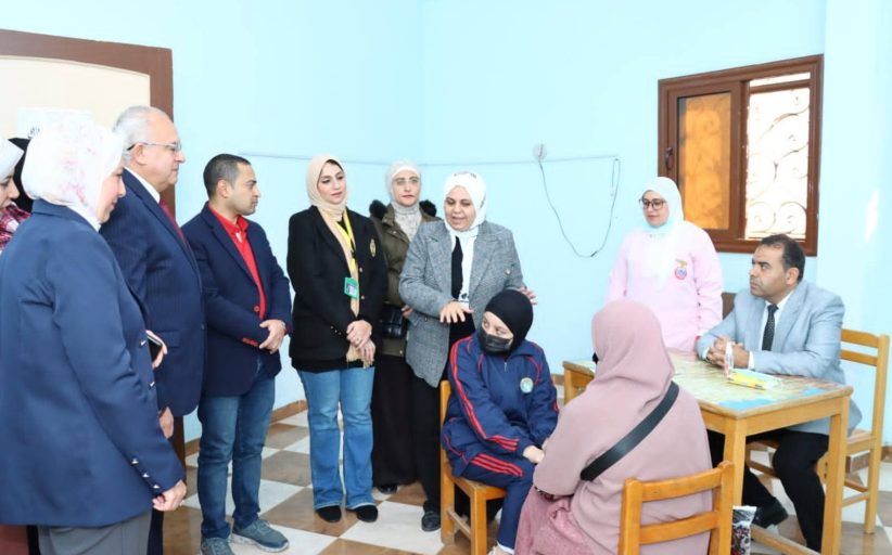 دمياط تطلق قافلة طبية شاملة لرعاية ذوي الهمم بالمؤسسات