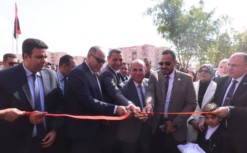 وزير العمل يفتتح ملتقى توظيفي ويوفر 1700 فرصة عمل للشباب بالسويس