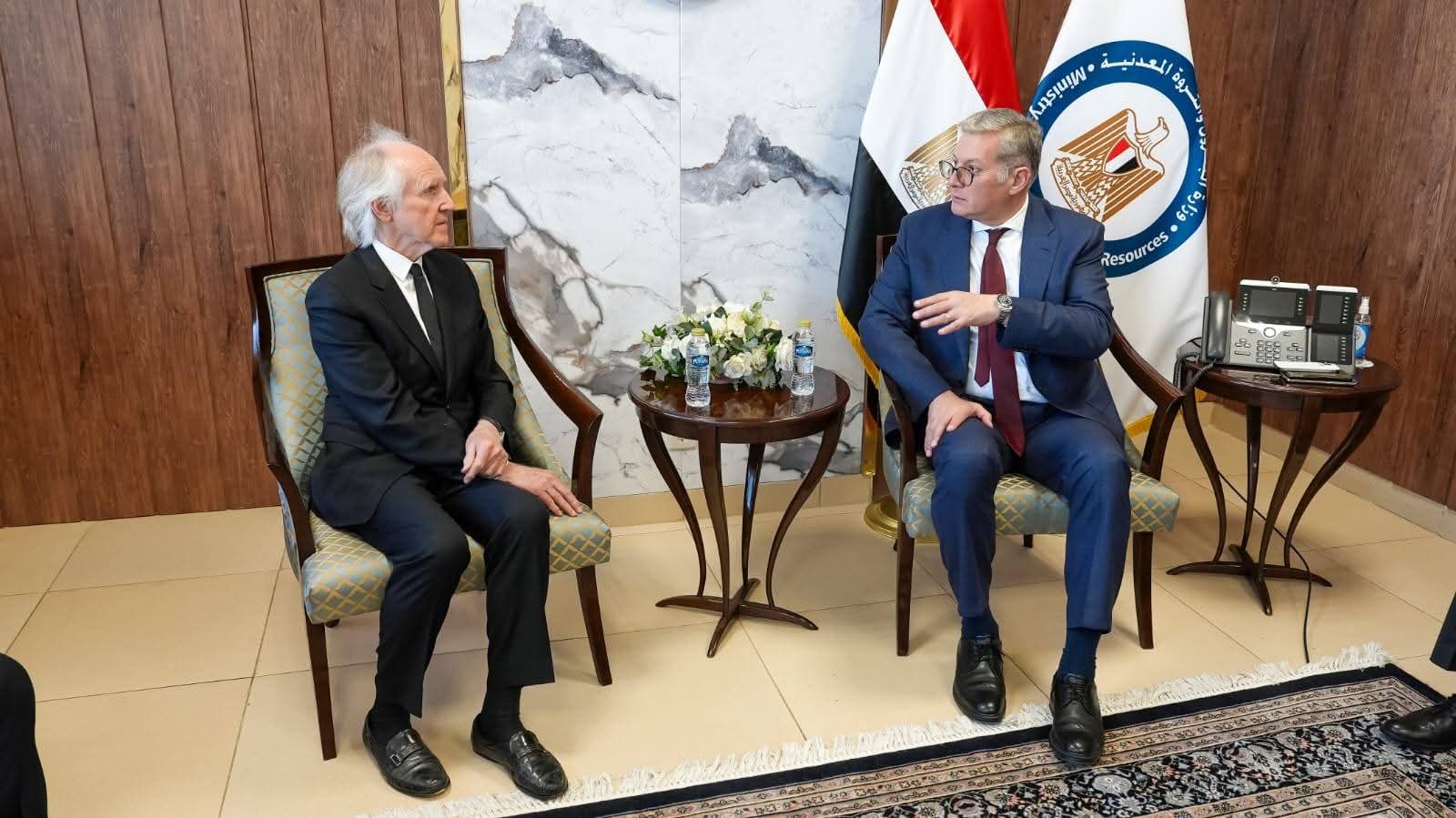 مجموعة هانتر الأسترالية تبدي رغبتها في الاستثمار في قطاع التعدين المصري