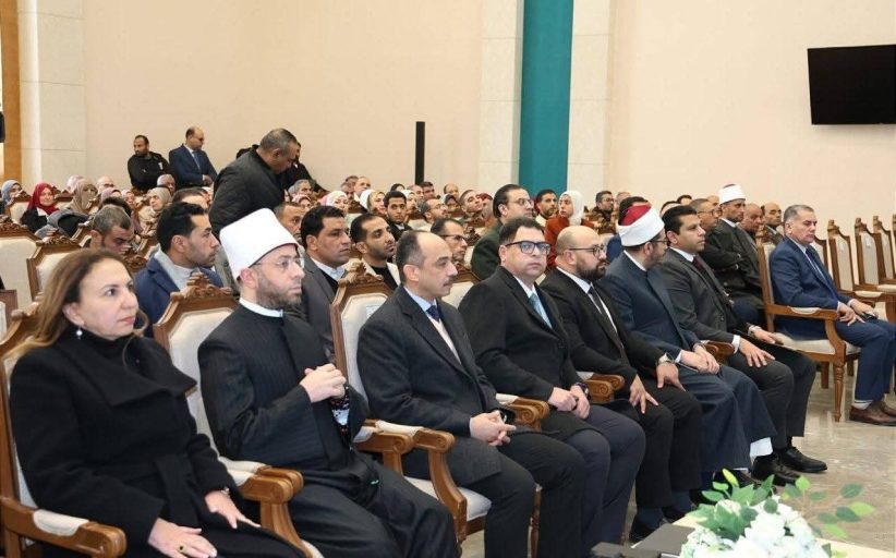 وزير الأوقاف يطلق أول برنامج رقمي لإدارة حركة التنقلات في تاريخ الوزارة