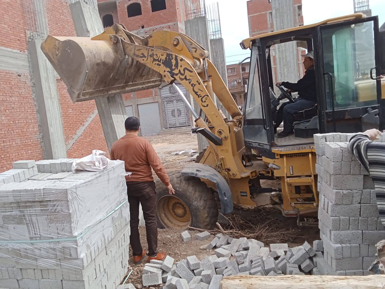 محافظ المنيا يحول طاقات السيدات إلى مشاريع اقتصادية ناجحة ومستدامة