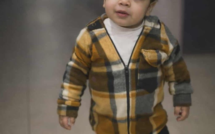 نداء الى اصحاب القلوب الرحيمة طفل يعاني من مرض وراثي نادر