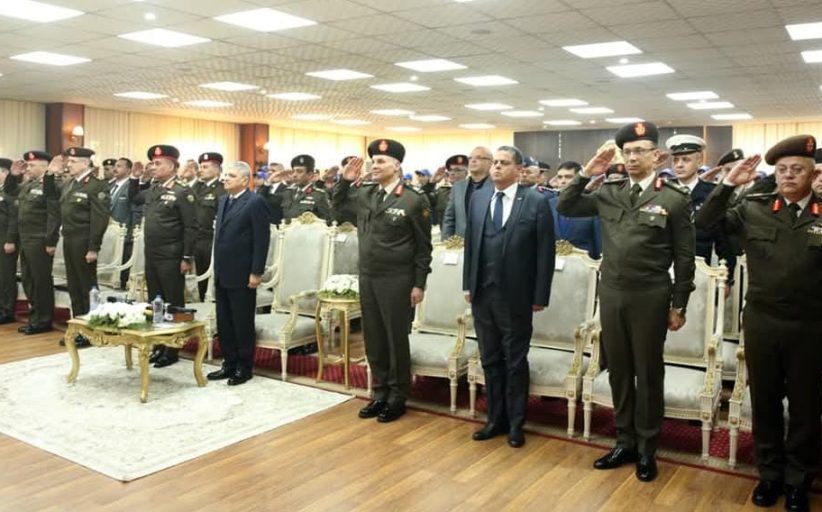 الكلية العسكرية التكنولوجية تحتفل بتخريج الدورة التدريبية الأولى لطلبة مركز التدريب المهنى التابع لهيئة قناة السويس
