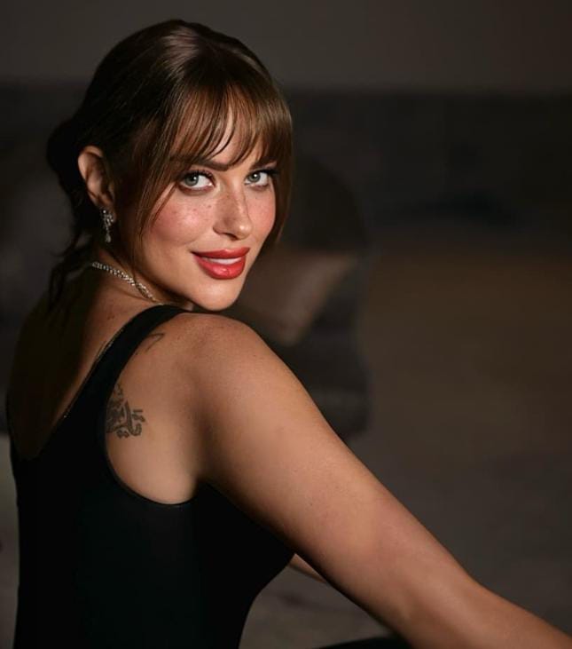 ريم مصطفى تتألق بإطلالة أنيقة في حفل Joy Awards