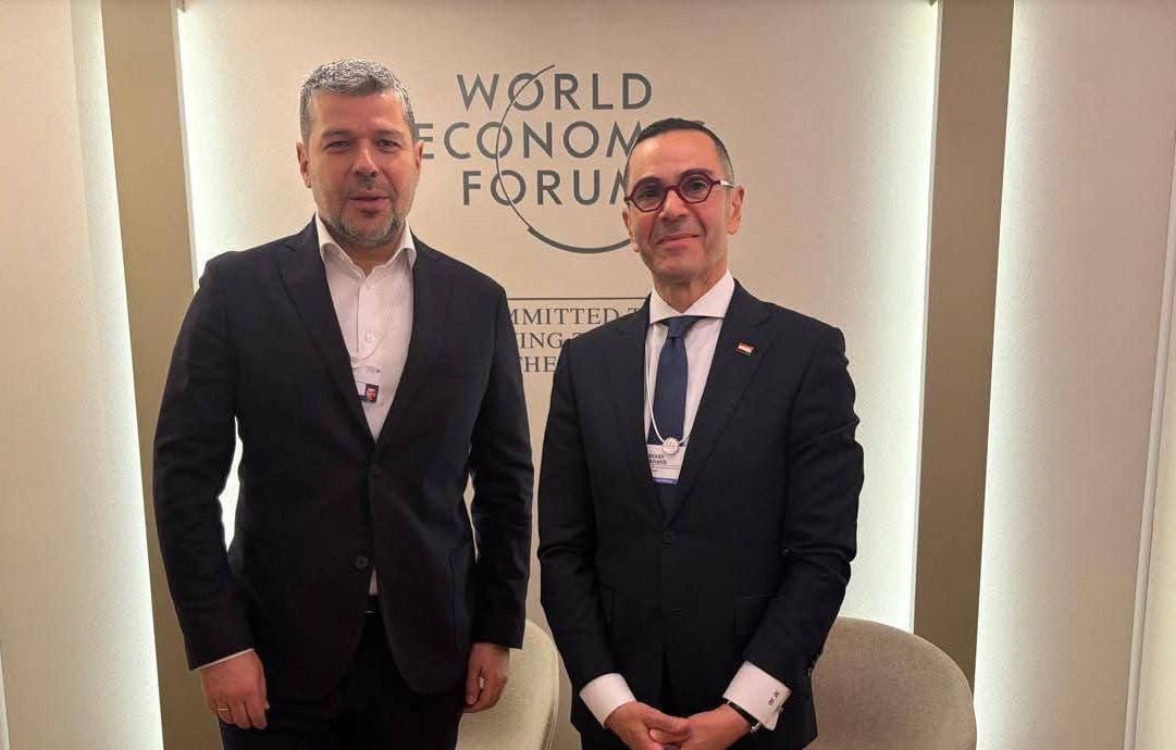 وزير الاستثمار يلتقي الرئيس التنفيذي لشركة أكوا باور ACWA Power لبحث تعزيز التعاون في مجالات الطاقة المتجددة 