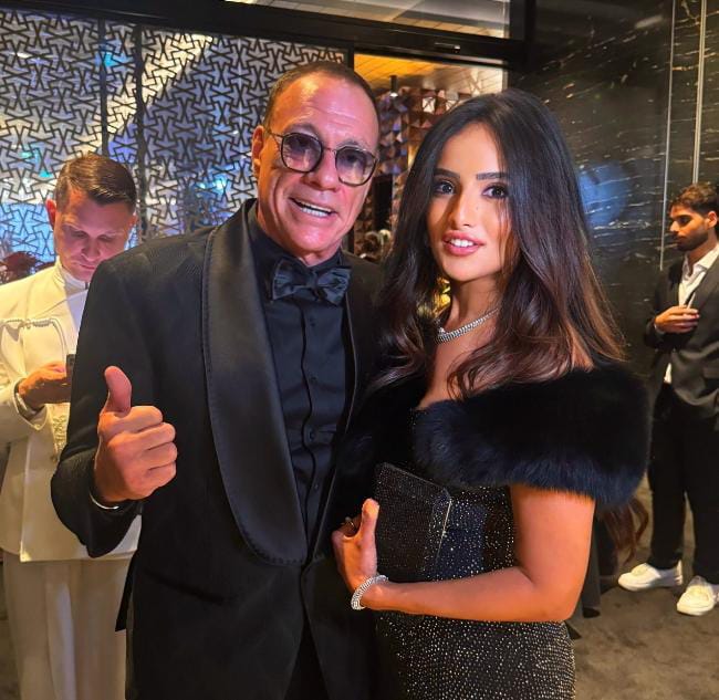 زينة تخطف الأنظار في دبي: لقاء فان دام وجولة بين نجوم السينما