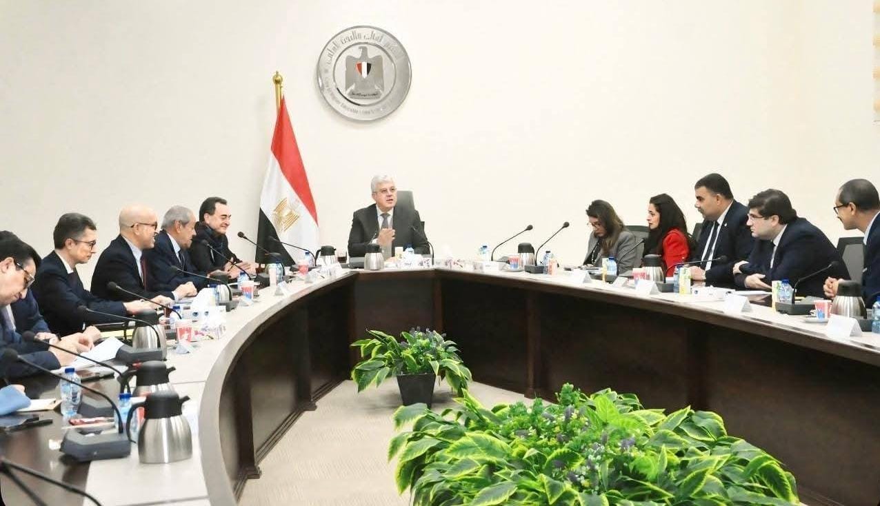 وزير التعليم العالي والسفير الفرنسي يتابعان  مشروع تحويل الجامعة الفرنسية إلى مؤسسة أكاديمية وبحثية رائدة