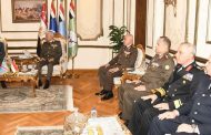 القائد العام للقوات المسلحة يلتقى نائب رئيس الوزراء ووزير الدفاع الوطنى بجمهورية الكونغو الديمقراطية