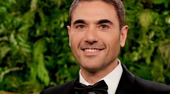 أحمد عز يرد على شائعات زواجه بعد منشور زينة المثير للجدل