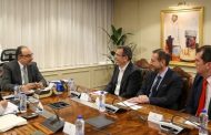 وزير قطاع الأعمال العام يستقبل وفدًا تركيًا لمناقشة فرص استثمارية في صناعة الملابس الجاهزة والجينز