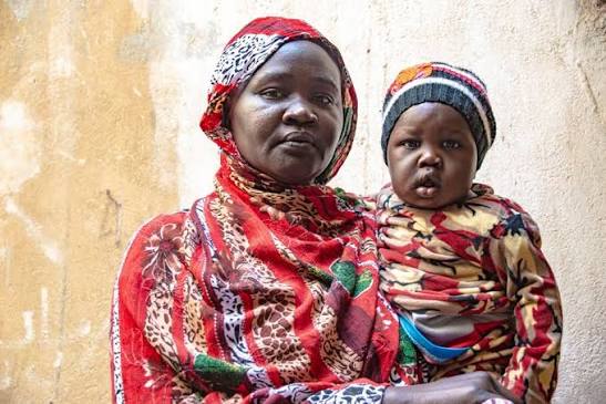 هروب الزوج واستغلال الغرباء.. ميساء تلخص مأساة اللاجئة السودانية