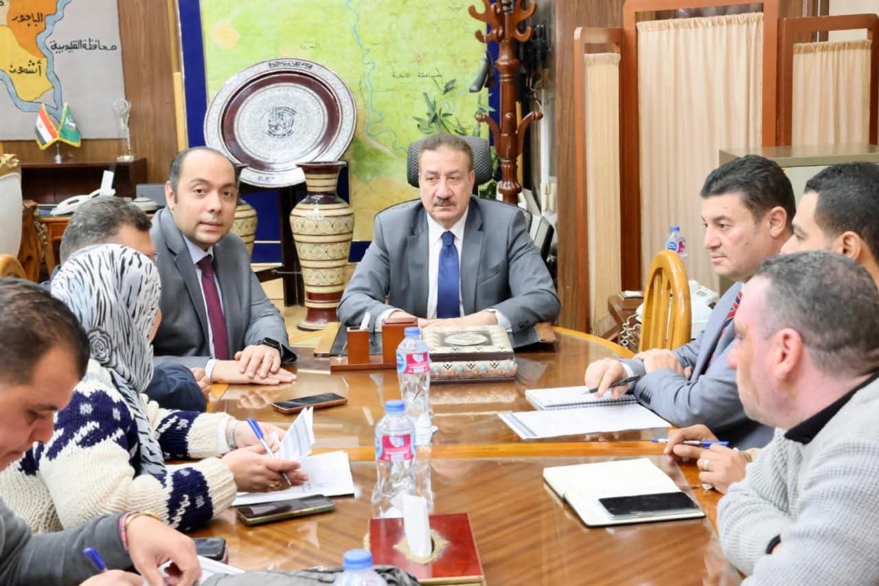 تكثيف جهود إنهاء مشروعات حياة كريمة لتحسين جودة حياة المواطنين بالمنوفية