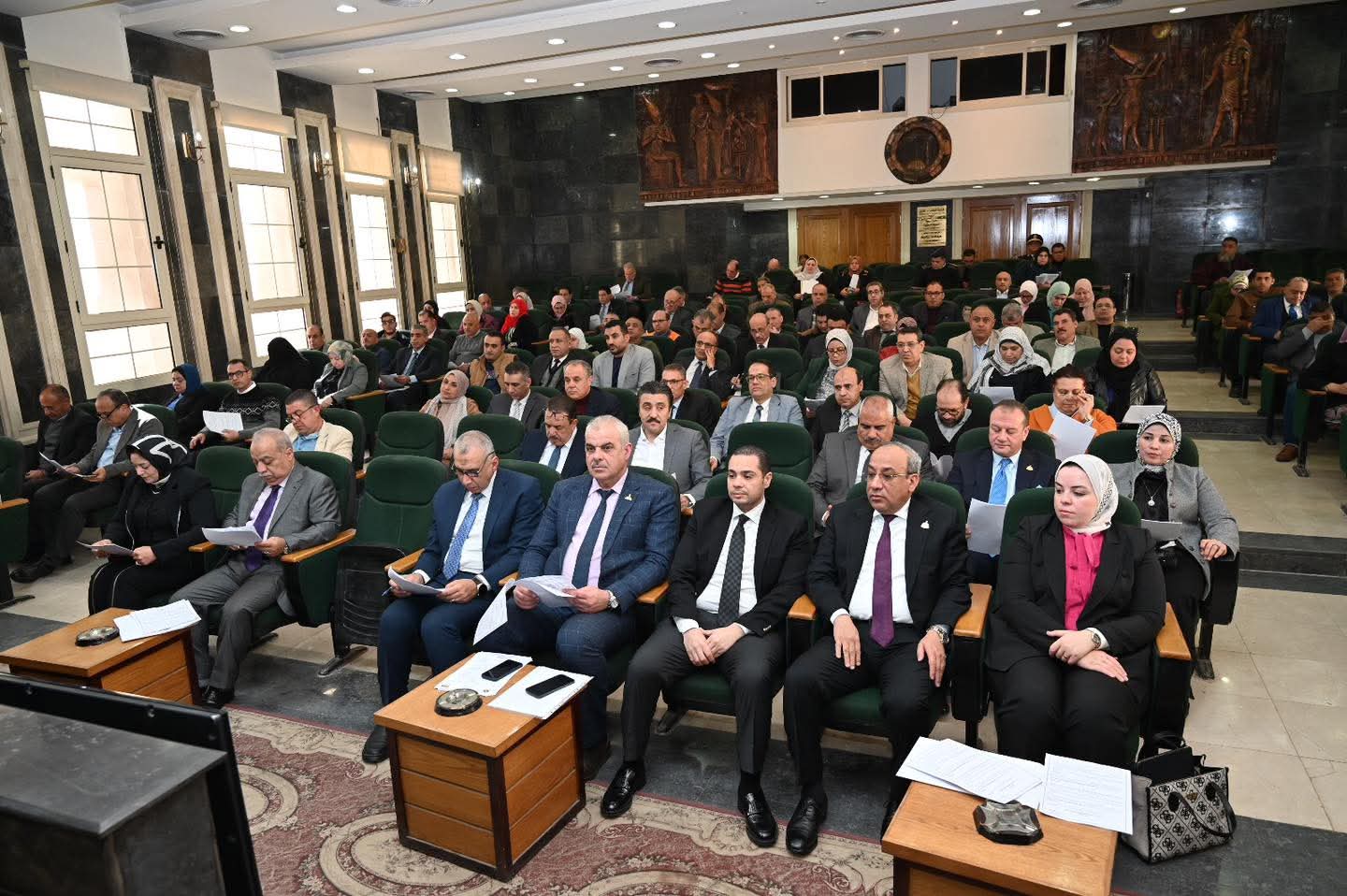 محافظ الغربية يشدد على تجديد معارض 