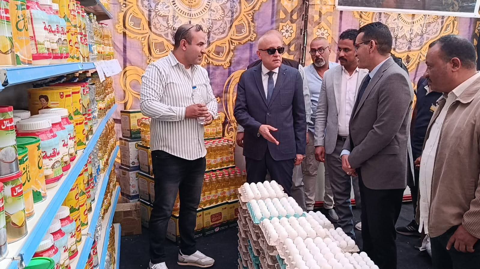 محافظ الأقصر يفتتح معرض «أهلاً رمضان» أمام محطة القطار لتوفير السلع بأسعار مخفضة