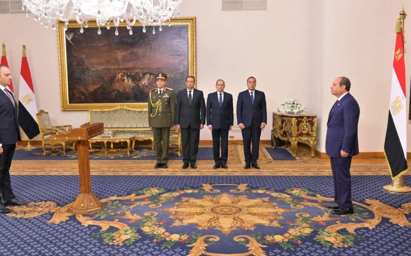 الدكتور محمد فوزي يبدأ مهامه نائبًا لمحافظ دمياط بخبرة محلية واسعة