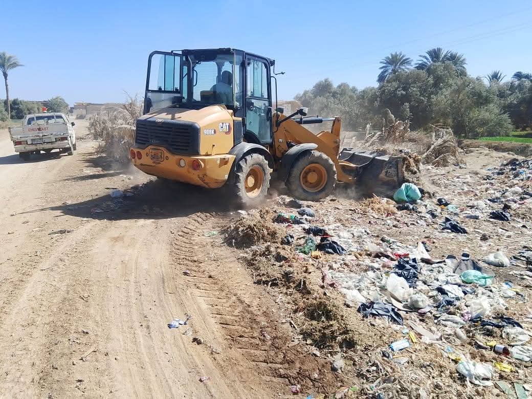حملات شاملة لرفع كفاءة الطرق والإنارة وتحسين النظافة بالفيوم