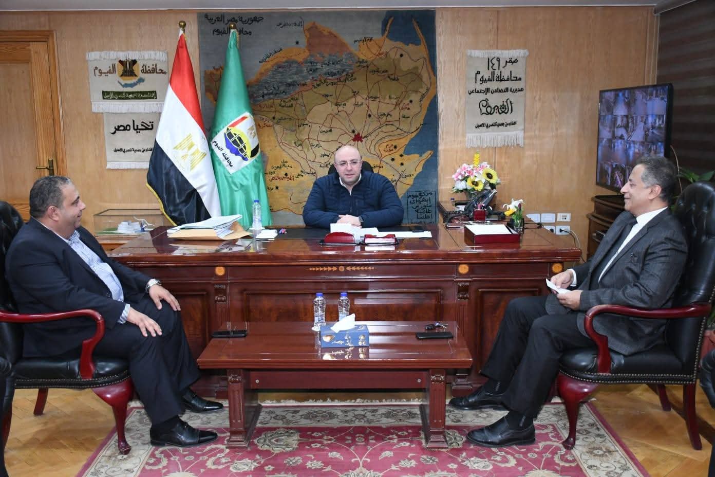 محافظ الفيوم يبحث مع وفد المصري الديمقراطي الاجتماعي ملفات الصحة والتعليم والمرور