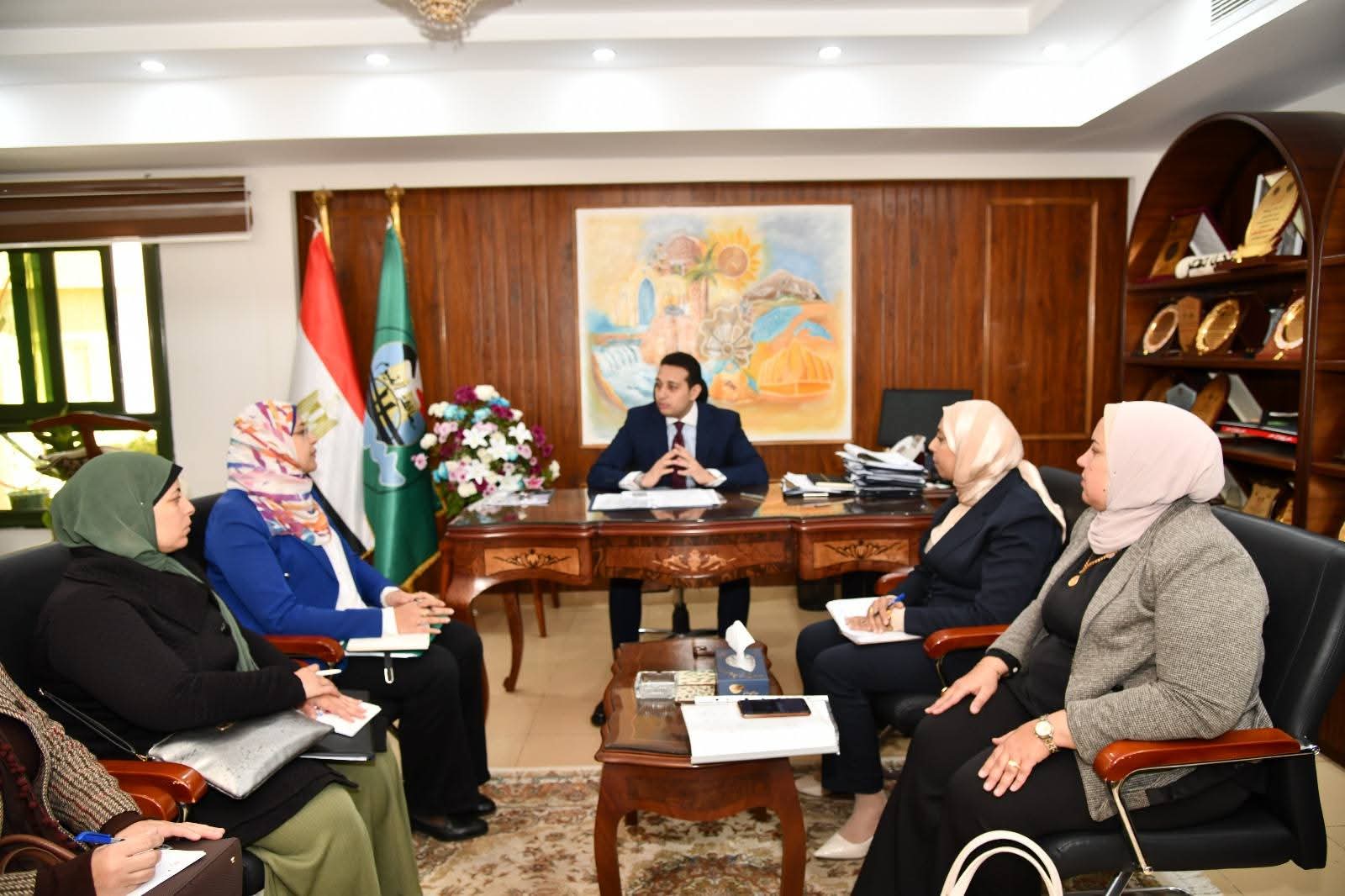 نائب محافظ الفيوم يبحث اللمسات الأخيرة لإطلاق مبادرة 