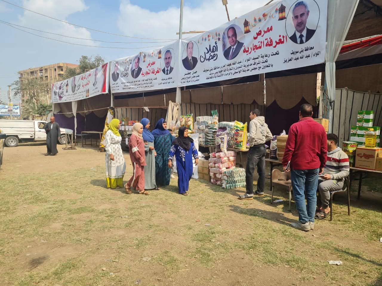 الوحدة المحلية تواصل المتابعة اليومية لانتظام العمل في معرض 