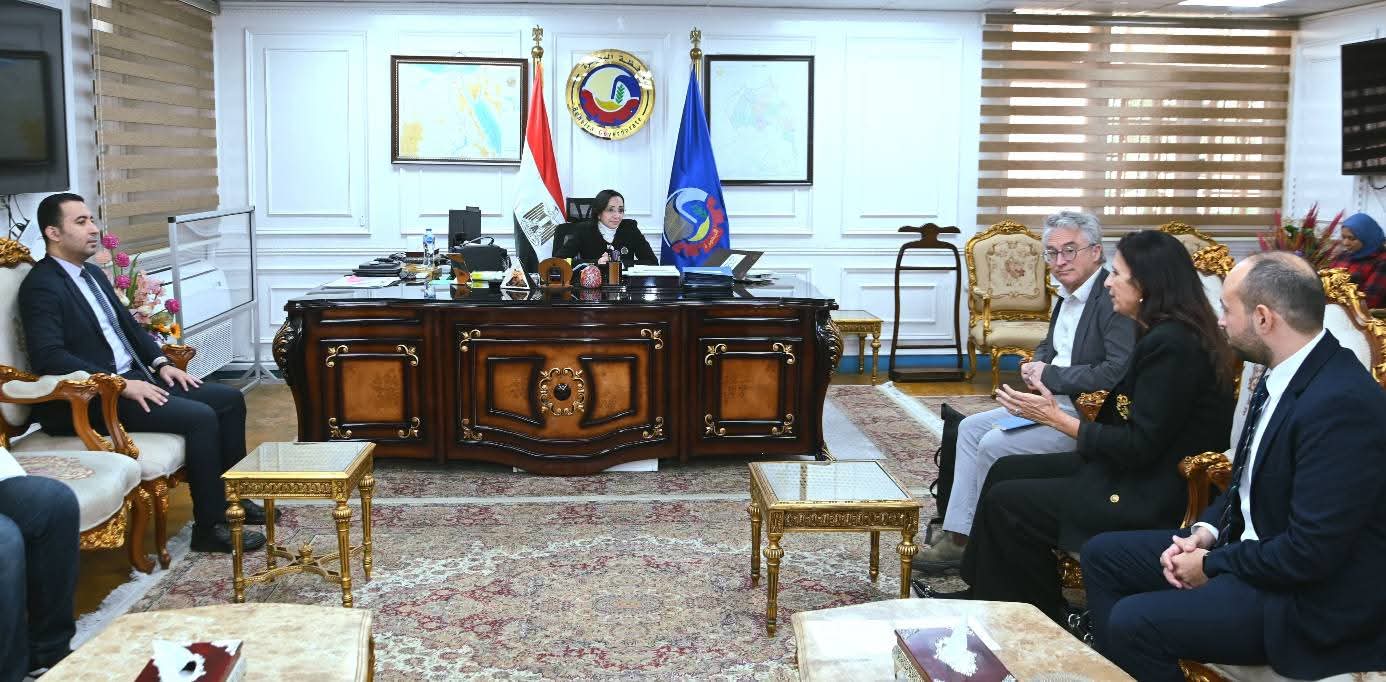 محافظ البحيرة تستقبل المدير التنفيذي لهيئة فولبرايت لبحث التعاون المشترك