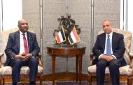 وزير الخارجية يبحث مع نظيره السوداني مستجدات الأوضاع في السودان وسبل دعم جهود التسوية الشاملة