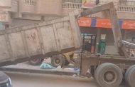 محافظة الجيزة تعزز منظومة النظافة بالمنشية فيصل بحاويات عملاقة