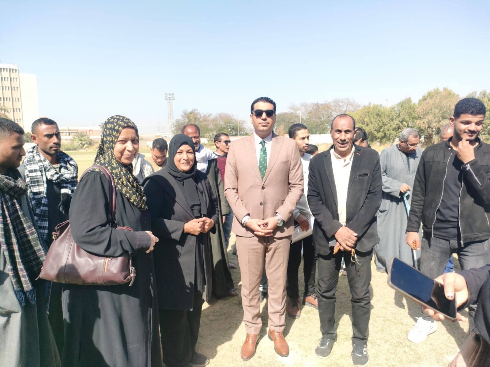 نائب محافظ الأقصر يتابع فعاليات انتهاء برنامج تأهيل الشباب لسوق العمل