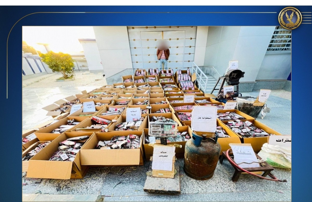 ضبط مليون قطعة ألعاب نارية داخل ورشة لتصنيع الألعاب النارية في الفيوم