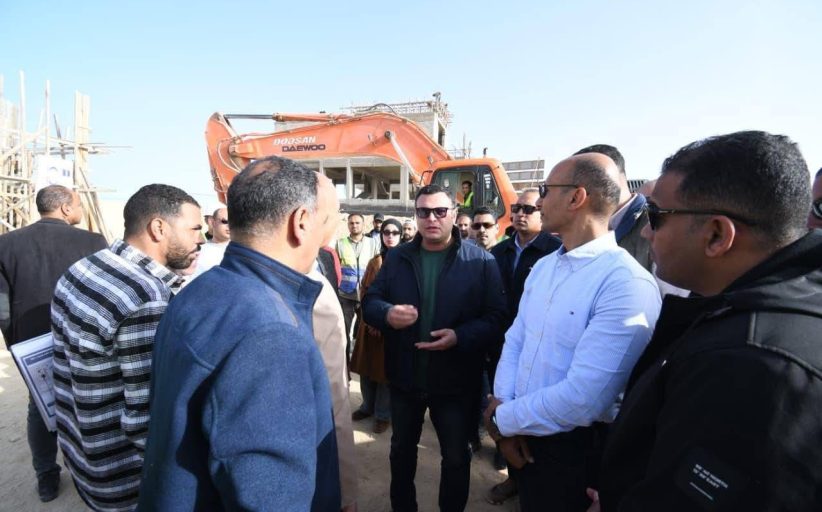 وزير الإسكان يتفقد محطة رفع الصرف وبحيرات نيو مارينا ويشدّد على سرعة الإنجاز وجودة التنفيذ