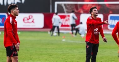 الأهلي يختتم استعداداته للجونة بمحاضرة فنية وتقسيمة قوية