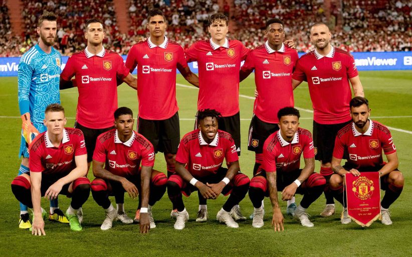 مانشستر يونايتد يواجه إيفرتون في مواجهة حاسمة بالدوري الإنجليزي