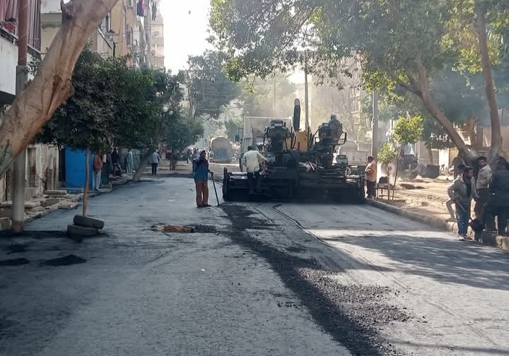 محافظ أسيوط يعلن رصف شارع 25 المتفرع من جسر السلطان بحي غرب