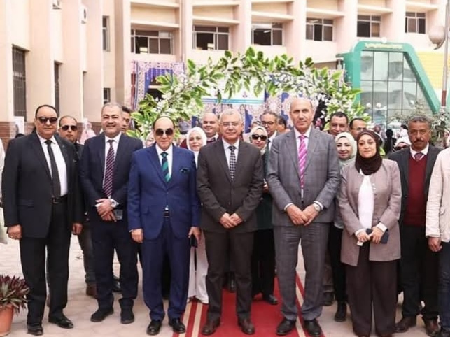 جامعة الزقازيق تستضيف معرض الكليات المنتجة 2026