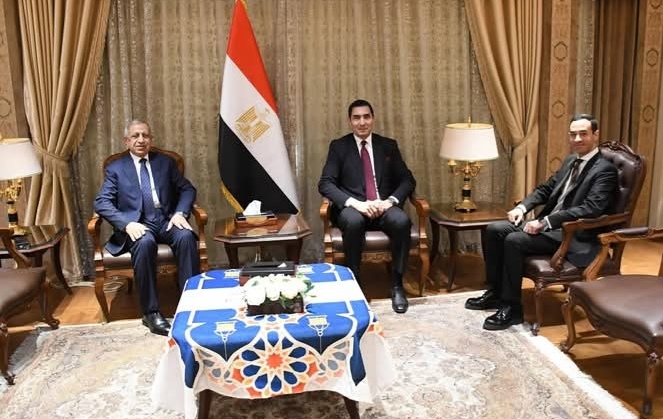 وزارة الشباب والأكاديمية العربية تعززان التعاون الرياضي والعلمي