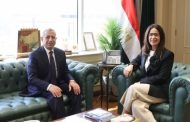 وزيرة الثقافة تناقش سبل الاستثمار في العنصر البشري مع الأكاديمية