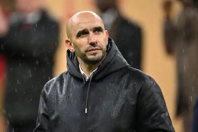 الجامعة المغربية تكشف الحقيقة وتنفي استقالة وليد الركراكي نهائيًا