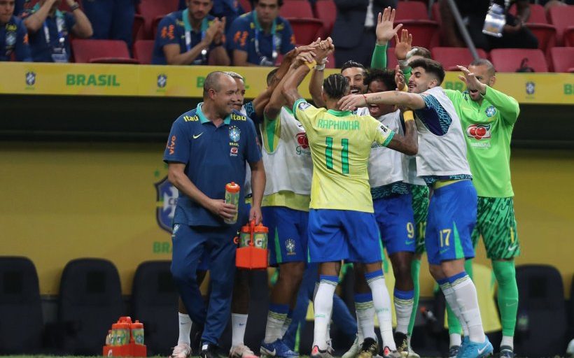 مكافأة مليون دولار لكل لاعب بالبرازيل حال التتويج بكأس العالم