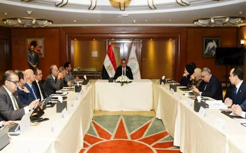 الرعاية الصحية تؤمن مخزون الأدوية والمستلزمات لـ6 أشهر