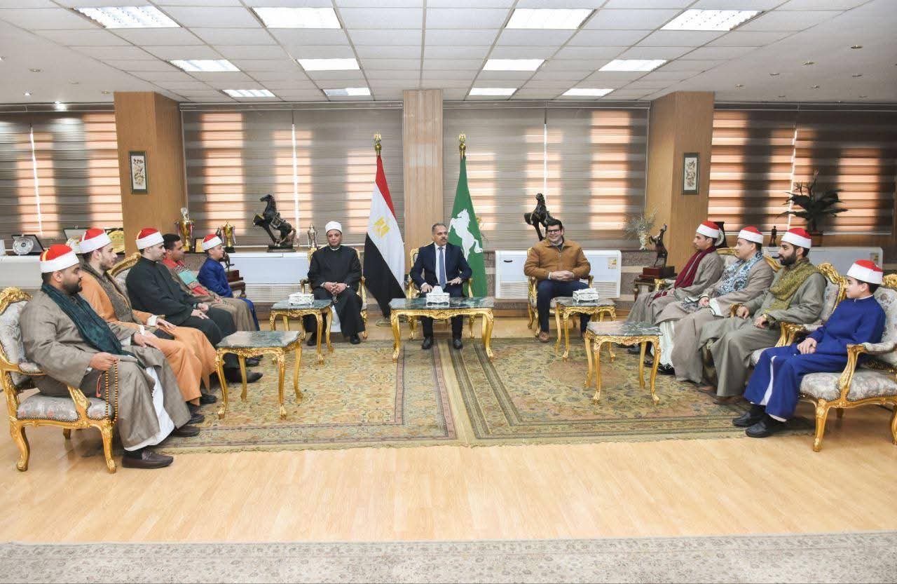 محافظ الشرقية يكرم المتأهلين لنهائيات دولة التلاوة ويشيد بتميزهم