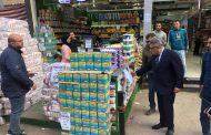 محافظ الدقهلية يتفقد معارض ومنافذ بيع السلع ويؤكد: لا تهاون في إعلان الأسعار
