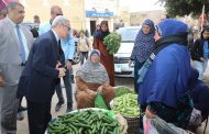 محافظ بني سويف يتفقد شادر السلع بسمسطا ويؤكد توافر المنتجات بأسعار مناسبة للمواطنين