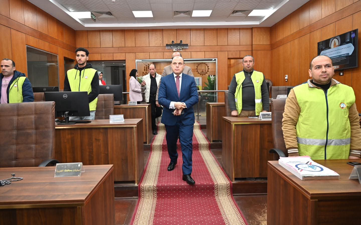 اليوم الثالث على التوالي.. محافظ الغربية يتابع تطبيق التعريفة الجديدة بجميع المواقف