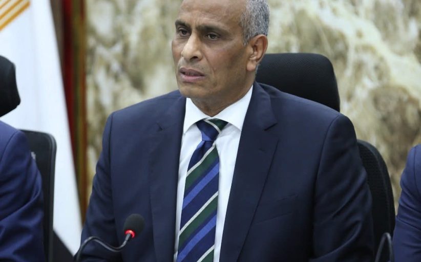 مكي يشدد على رفع الحملات التفتيشية على أملاك الدولة وضرورة تنفيذ قرارات الإزالة