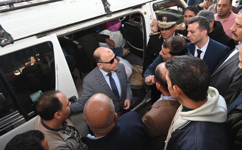 محافظ الغربية في جولة ميدانية لتفقد موقف سبرباي ويؤكد على غرامات فورية لأي تلاعب بالأجرة